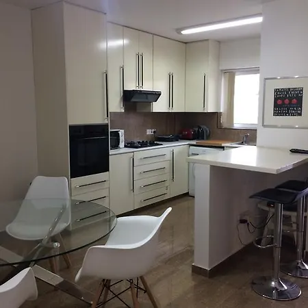Apartament Designers Apt Larnaca