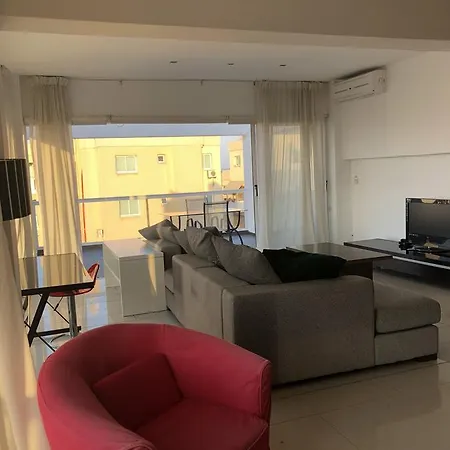Designers Apt Apartament *