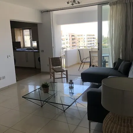 Designers Apt * لارنكا