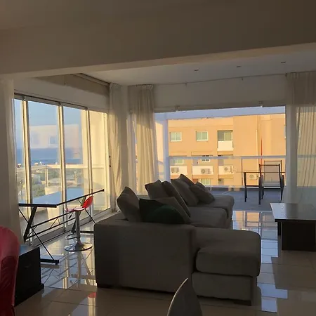Designers Apt Larnaca