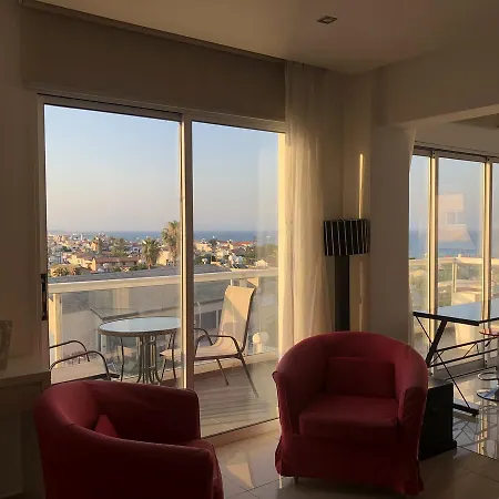 Designers Apt Lägenhet Larnaca
