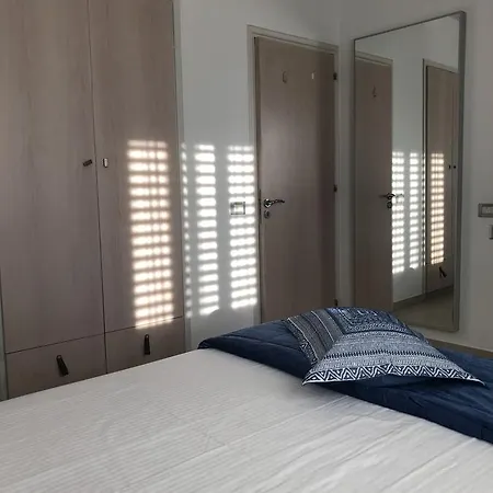 Designers Apt *